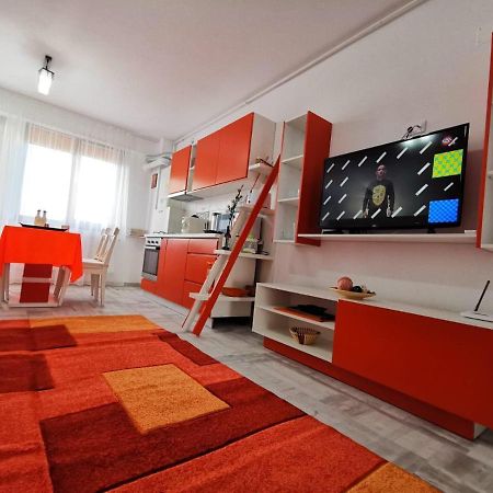 Orange Apartment-Brilliant Apartments Köstence Dış mekan fotoğraf