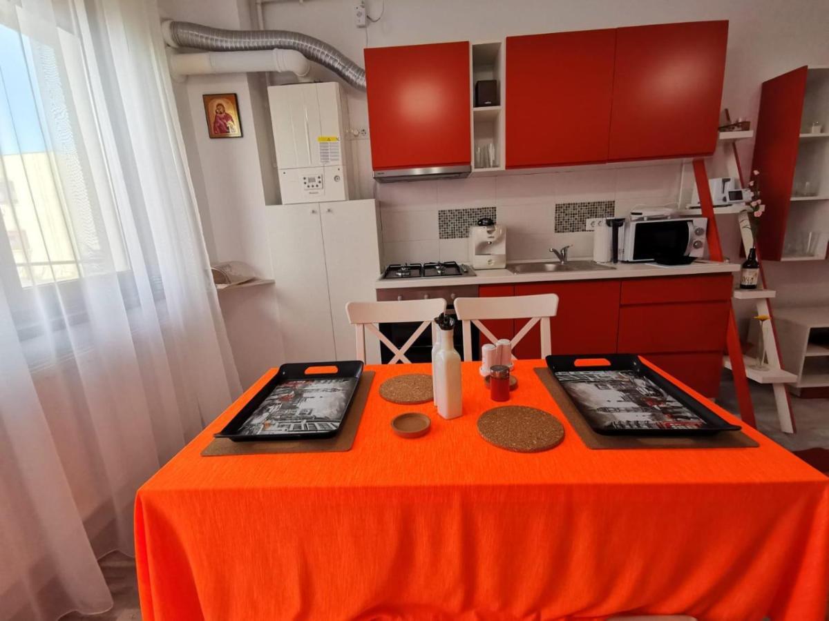 Orange Apartment-Brilliant Apartments Köstence Dış mekan fotoğraf
